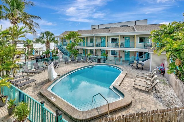673 BAY ESPLANADE 204, Clearwater Beach, FL 33767