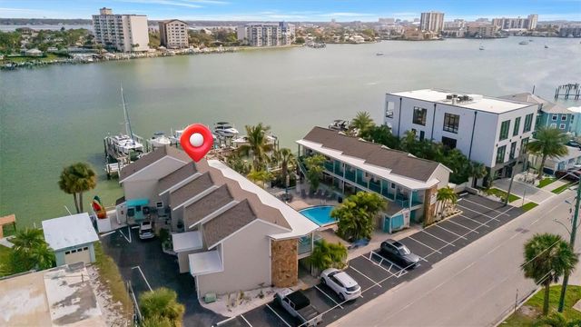 673 BAY ESPLANADE 204, Clearwater Beach, FL 33767