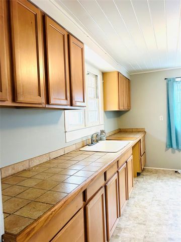360 Spring Street, Marion, NC 28752