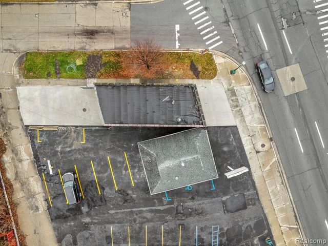 35816 W Michigan Avenue, Wayne, MI 48184