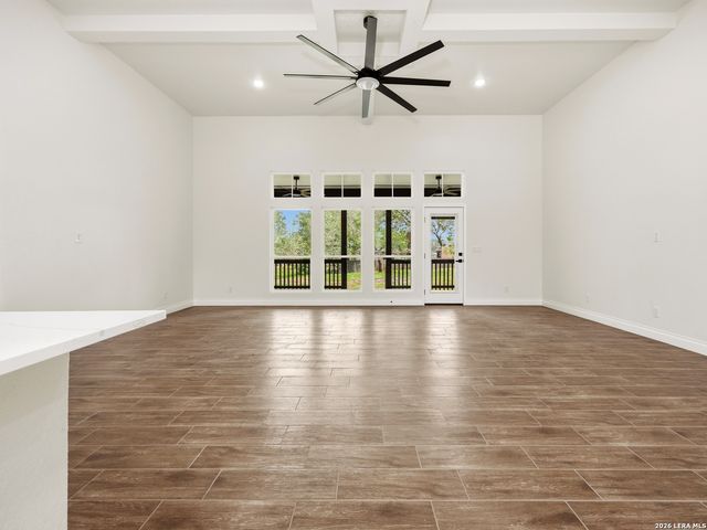 4807 BLUE BEECH DR, Elmendorf, TX 78112