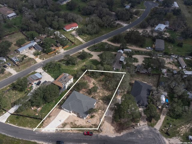 4807 BLUE BEECH DR, Elmendorf, TX 78112