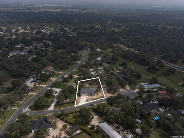 4807 BLUE BEECH DR, Elmendorf, TX 78112