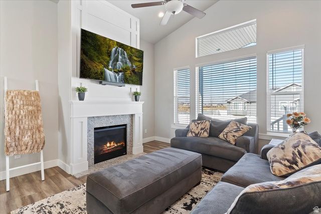 2422 W 3350 S, West Haven, UT 84401