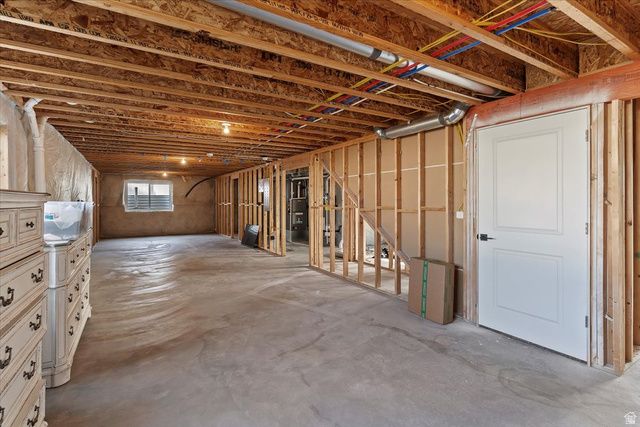 2422 W 3350 S, West Haven, UT 84401