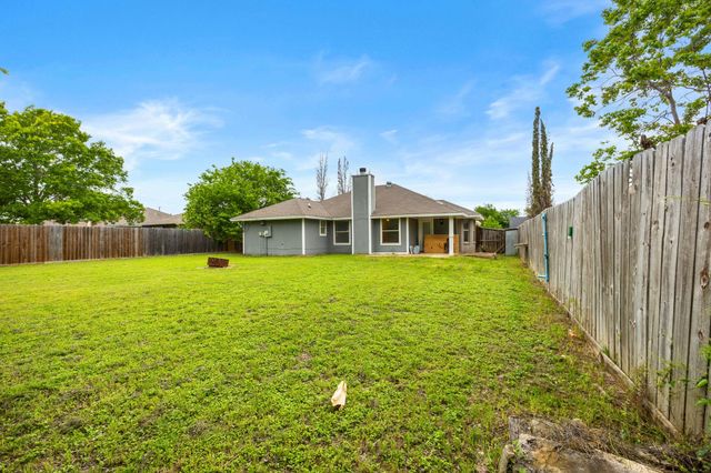 2502 Coach DR, Killeen, TX 76543