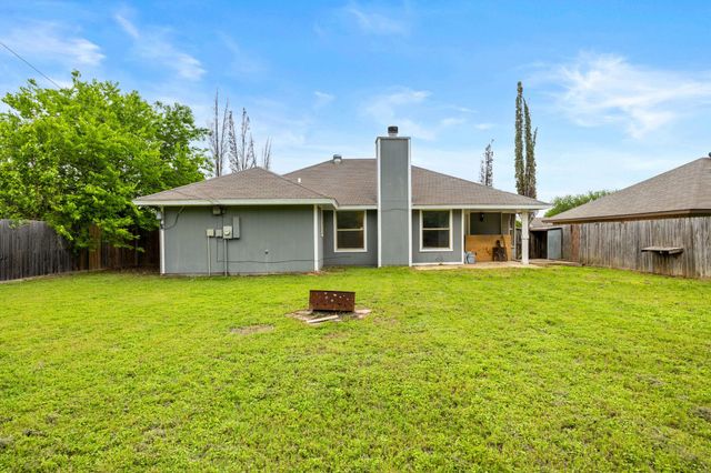 2502 Coach DR, Killeen, TX 76543