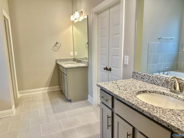 201 Camberly Cove Lane, Meridianville, AL 35759