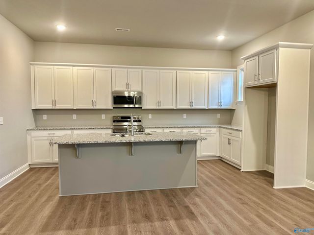 201 Camberly Cove Lane, Meridianville, AL 35759