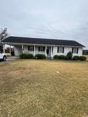 5801 Cates Bay Hwy., Conway, SC 29527