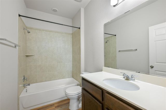 448 Triumph RD, Buda, TX 78610