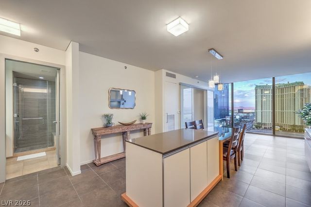 3722 Las Vegas Boulevard 1204, Las Vegas, NV 89158
