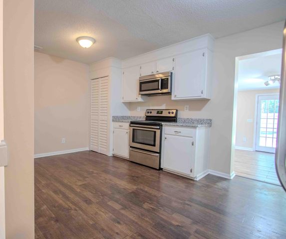 122 Hope Drive, Summerville, SC 29485
