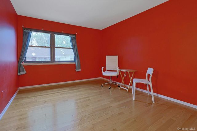 32 Milford Lane 6D, Suffern, NY 10901