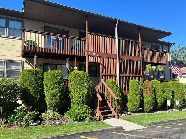 32 Milford Lane 6D, Suffern, NY 10901