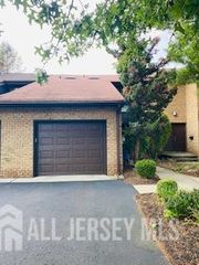 174 Nathan Drive, North Brunswick, NJ 08902