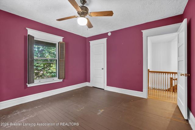 1027 Seymour Avenue, Lansing, MI 48906