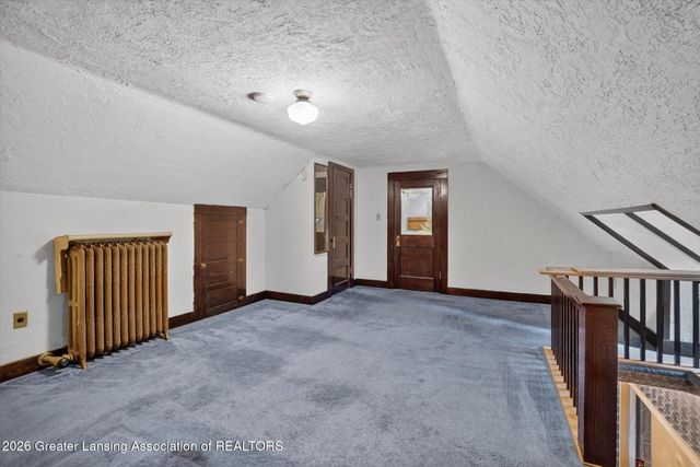 1027 Seymour Avenue, Lansing, MI 48906