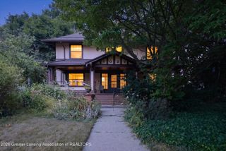 1027 Seymour Avenue, Lansing, MI 48906