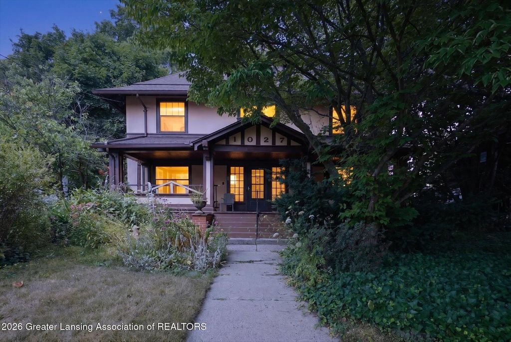 1027 Seymour Avenue, Lansing, MI 48906