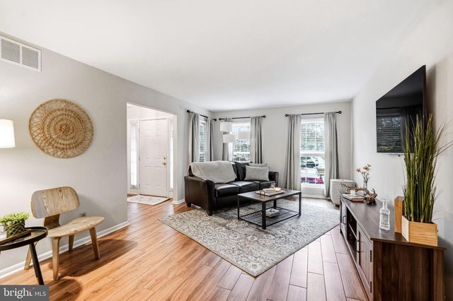 11 CLARET CT, Marlton, NJ 08053