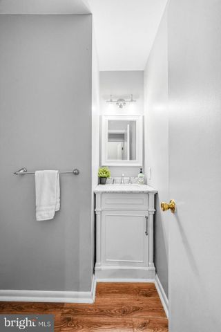 11 CLARET CT, Marlton, NJ 08053