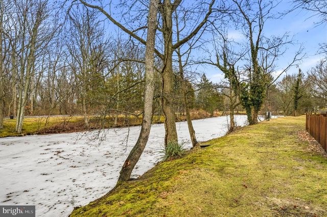 11 CLARET CT, Marlton, NJ 08053