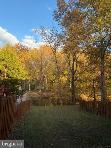 11 CLARET CT, Marlton, NJ 08053