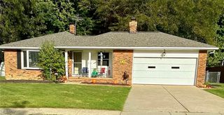 1591 Windsor Circle, Mayfield Heights, OH 44124