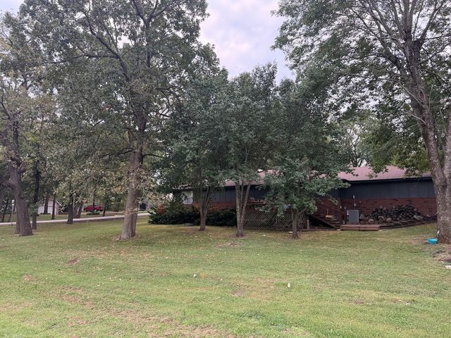9783 E Mesa Drive S, Claremore, OK 74017