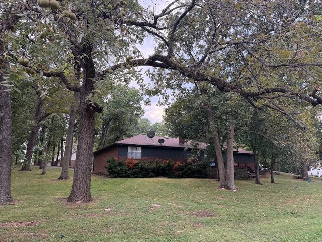 9783 E Mesa Drive S, Claremore, OK 74017