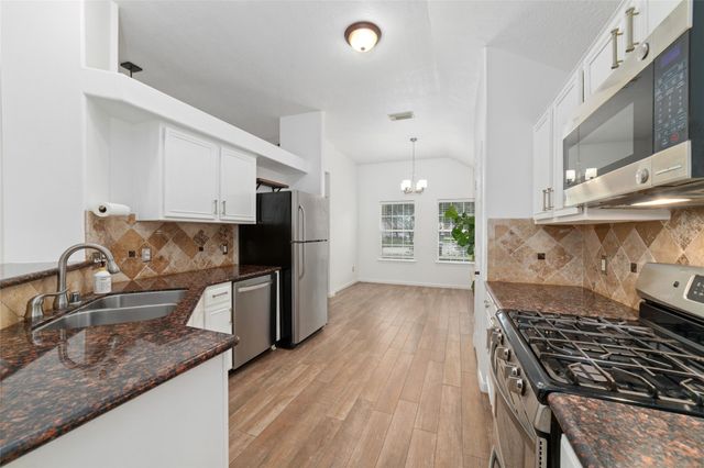 13605 Trail Meadow Lane, Rosharon, TX 77583