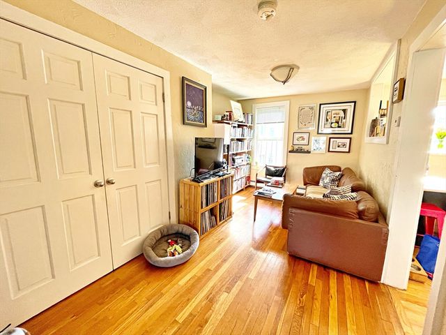 307 Sumner St 3, Boston, MA 02128