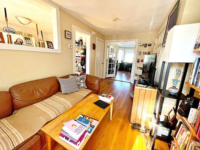 307 Sumner St 3, Boston, MA 02128