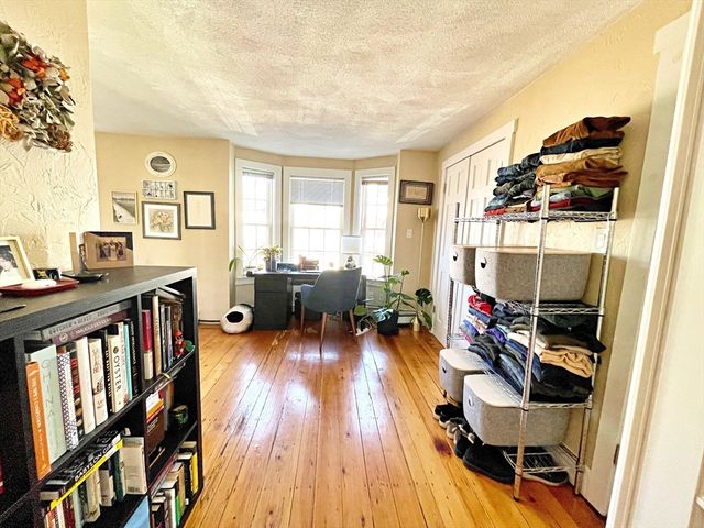 307 Sumner St 3, Boston, MA 02128