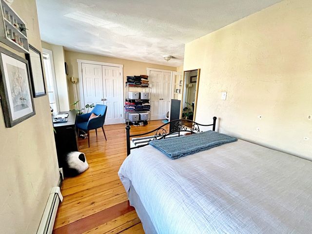 307 Sumner St 3, Boston, MA 02128