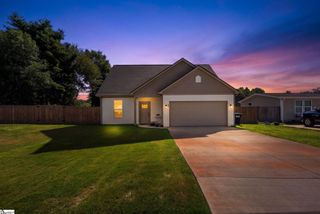 102 Turkey Trot Road, Williamston, SC 29697