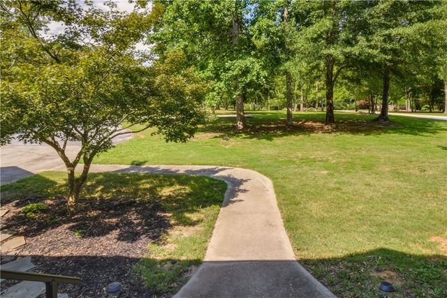 206 Petty Road, Seneca, SC 29672