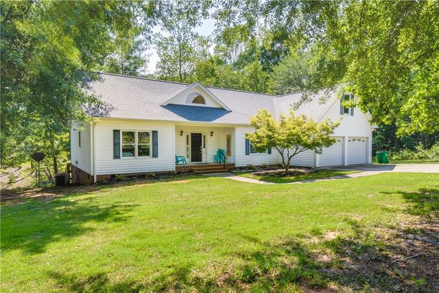 206 Petty Road, Seneca, SC 29672