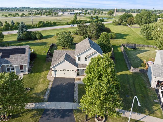 2680 Jenna Circle, Montgomery, IL 60538