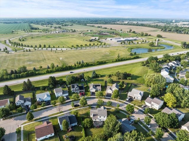 2680 Jenna Circle, Montgomery, IL 60538