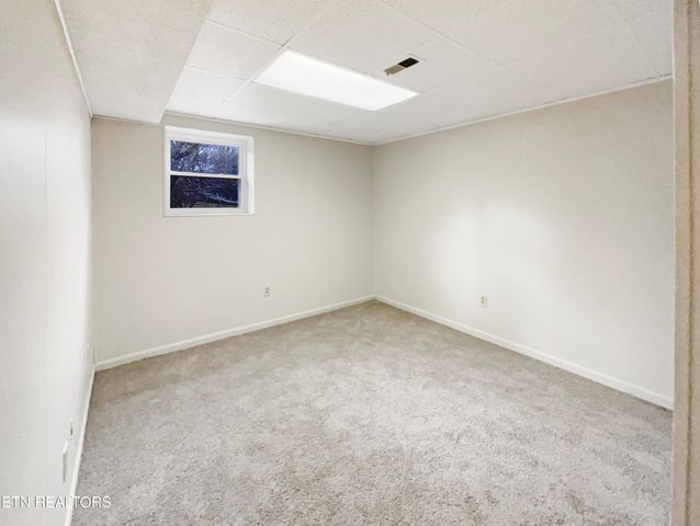 1012 Kensington Blvd, Maryville, TN 37803