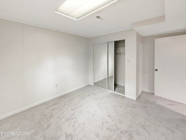 1012 Kensington Blvd, Maryville, TN 37803