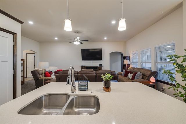 3005 Montane Drive, Norman, OK 73069