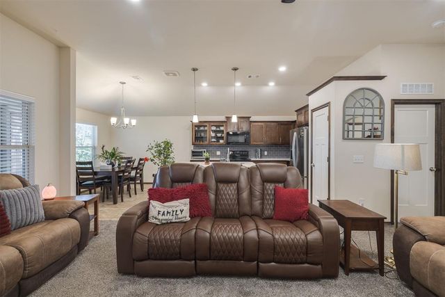 3005 Montane Drive, Norman, OK 73069