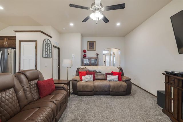 3005 Montane Drive, Norman, OK 73069