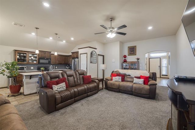 3005 Montane Drive, Norman, OK 73069