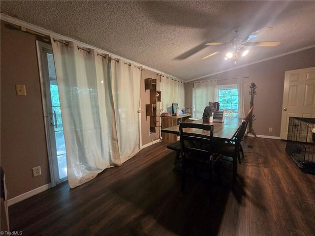 9661 Hampton Road, Lexington, NC 27295