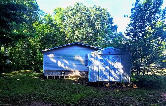 9661 Hampton Road, Lexington, NC 27295
