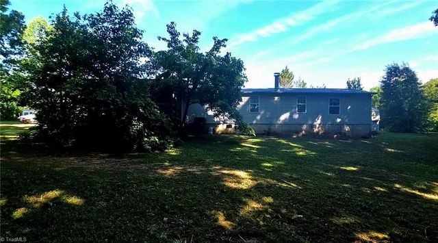9661 Hampton Road, Lexington, NC 27295
